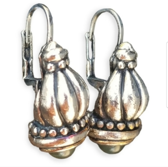 VINTAGE ORNATE  GOLD & SILVERTONED BRASS DESIGNER INSPIRED EARRINGS - Picture 3 of 5